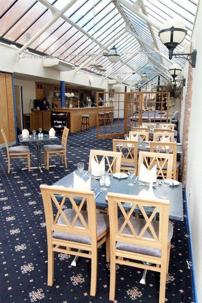 Hermitage Park Hotel Coalville Exteriör bild